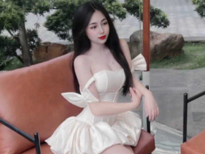 Biểu tượng lá chắn bảo mật và khóa an toàn