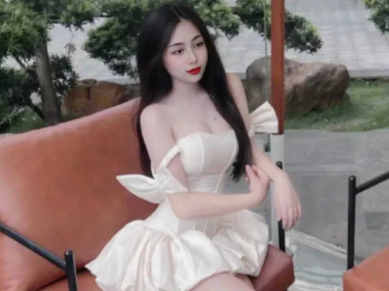 Biểu tượng lá chắn bảo mật và khóa an toàn